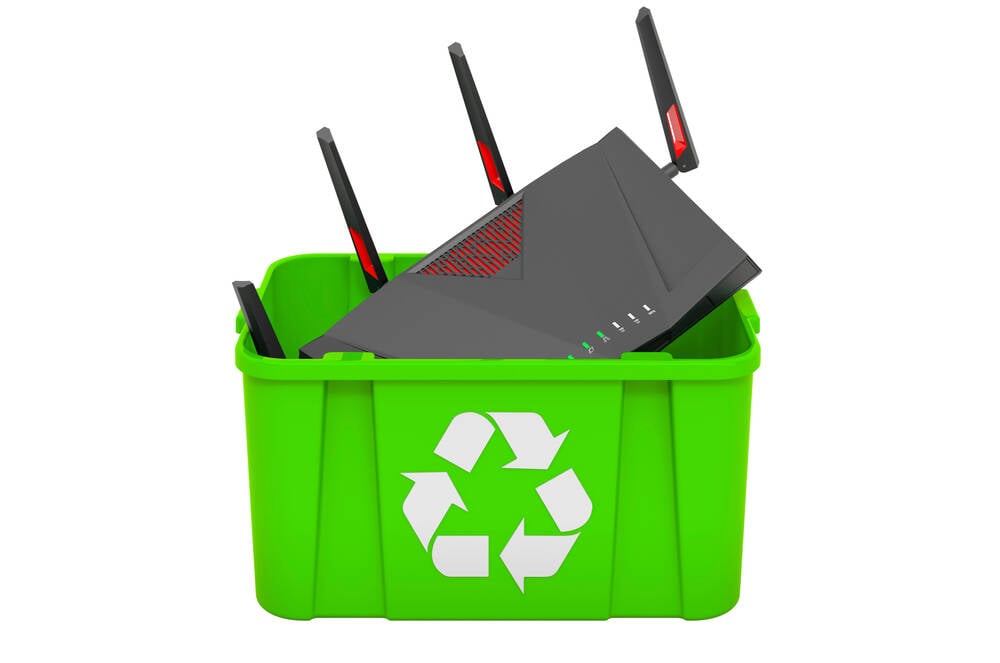 d-link-tells-users-to-trash-old-vpn-routers-over-bug-too-dangerous-to-identify