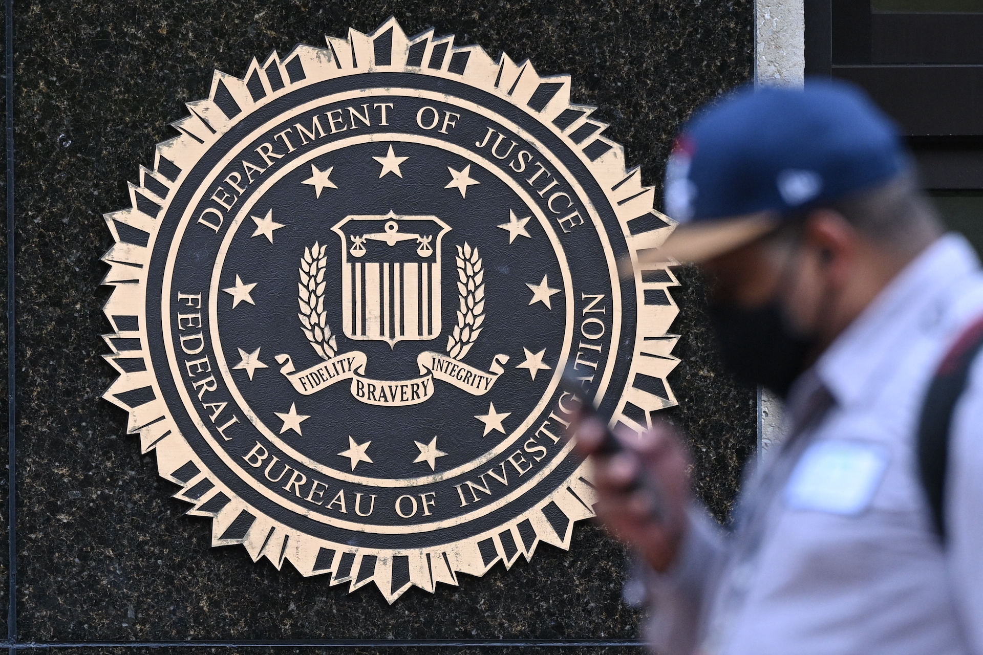  us-charges-five-men-linked-to-‘scattered-spider’-with-wire-fraud