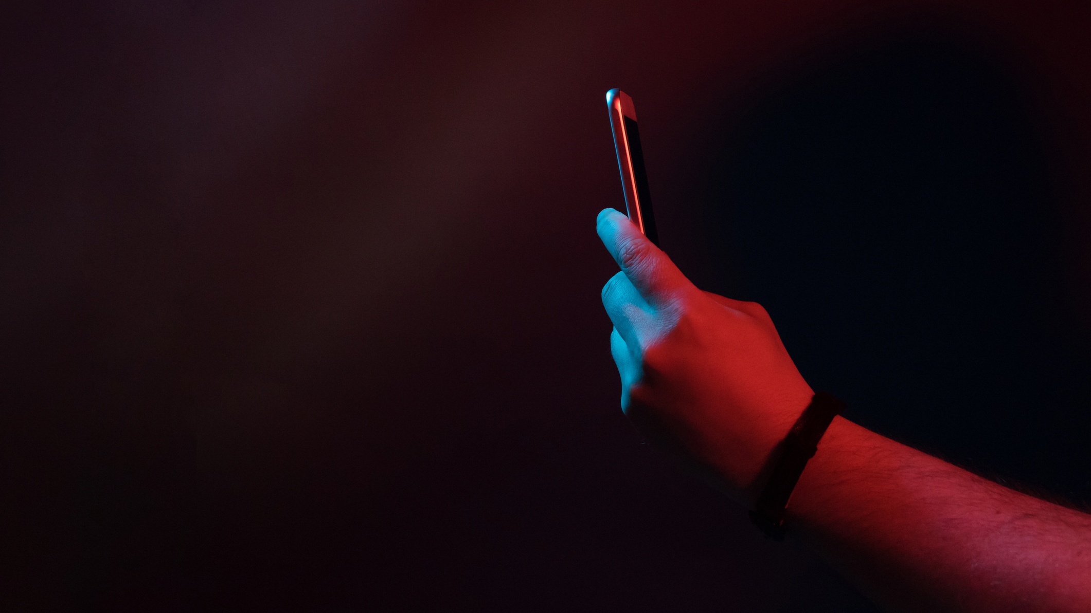 how-a-russian-man’s-harrowing-tale-shows-the-physical-dangers-of-spyware