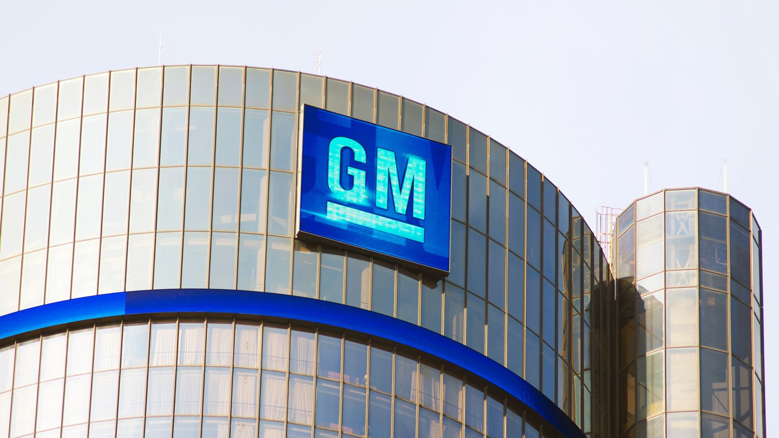 ftc-orders-gm-to-stop-collecting-and-selling-driver’s-data