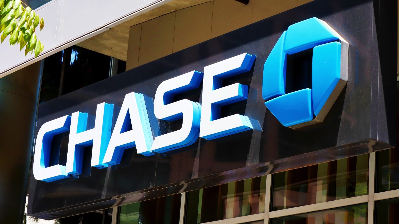 chase-will-soon-block-zelle-payments-to-sellers-on-social-media