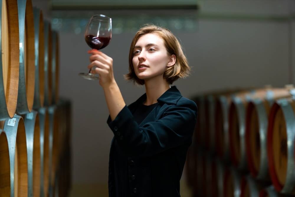 russians-lure-european-diplomats-into-malware-trap-with-wine-tasting-invite