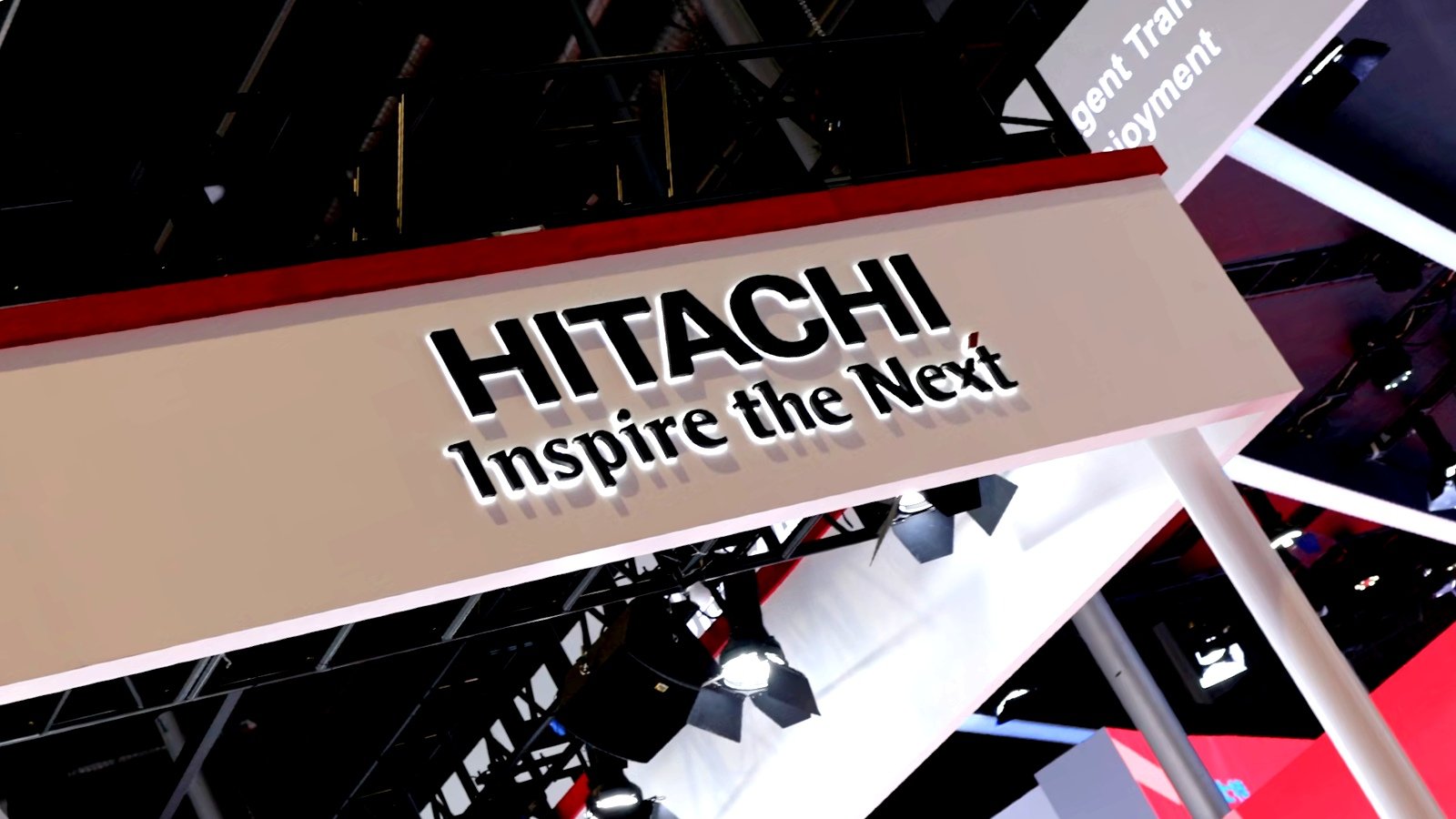 hitachi-vantara-takes-servers-offline-after-akira-ransomware-attack