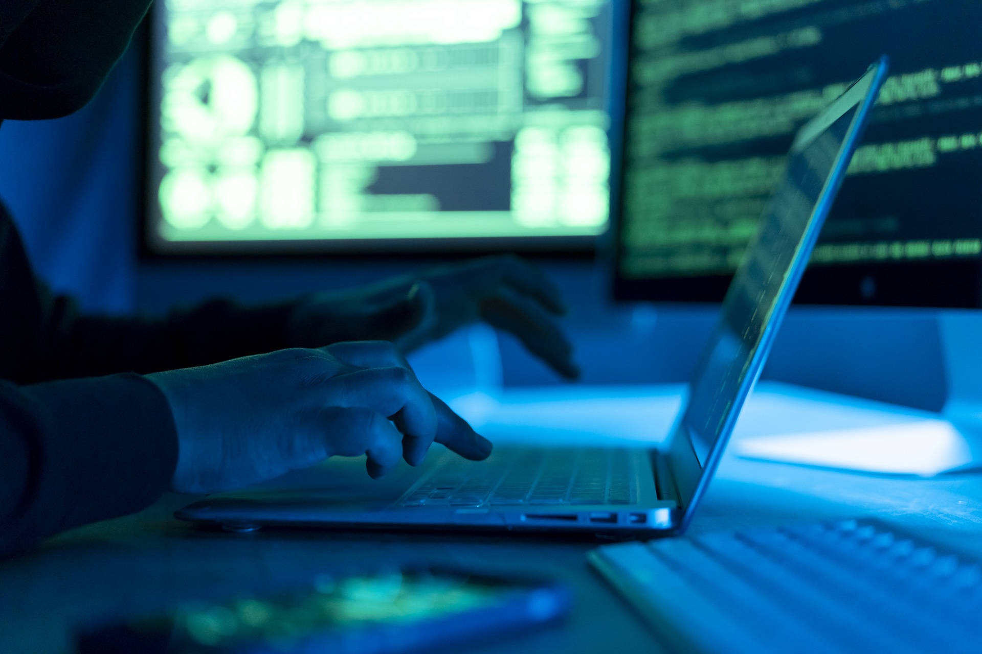 internet-infamy-drives-the-com’s-crime-sprees internet-infamy-drives-the-com’s-crime-sprees