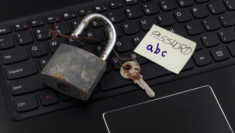 sitecore-cms-flaw-let-attackers-brute-force-‘b’-for-backdoor sitecore-cms-flaw-let-attackers-brute-force-‘b’-for-backdoor