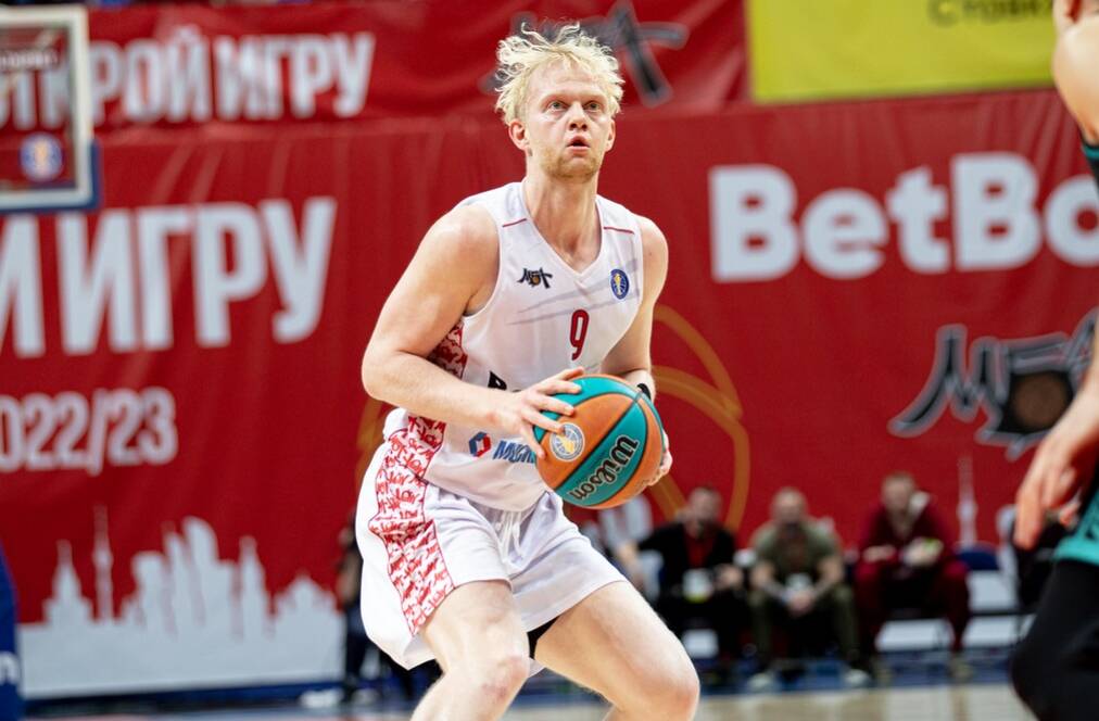 french-cops-cuff-russian-pro-basketball-player-on-ransomware-charges