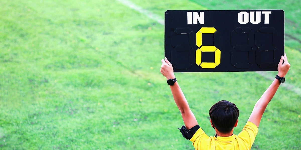 microsoft-offers-vintage-exchange-and-skype-server-users-six-more-months-of-security-updates