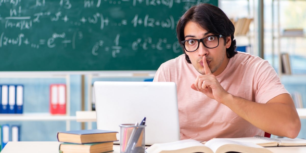 amazon-quietly-fixed-q-developer-flaws-that-made-ai-agent-vulnerable-to-prompt-injection,-rce