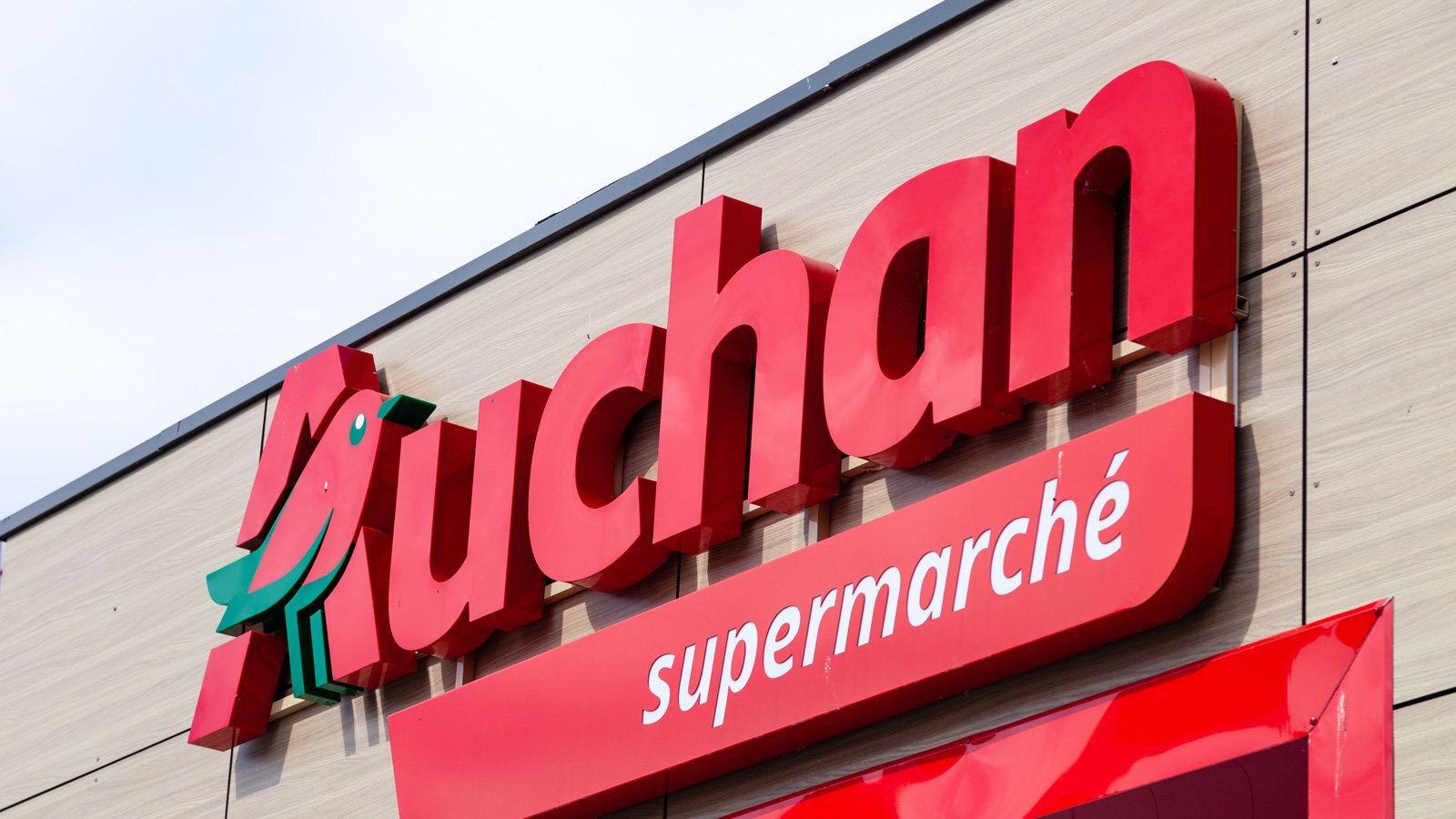 auchan-retailer-data-breach-impacts-hundreds-of-thousands-of-customers auchan-retailer-data-breach-impacts-hundreds-of-thousands-of-customers
