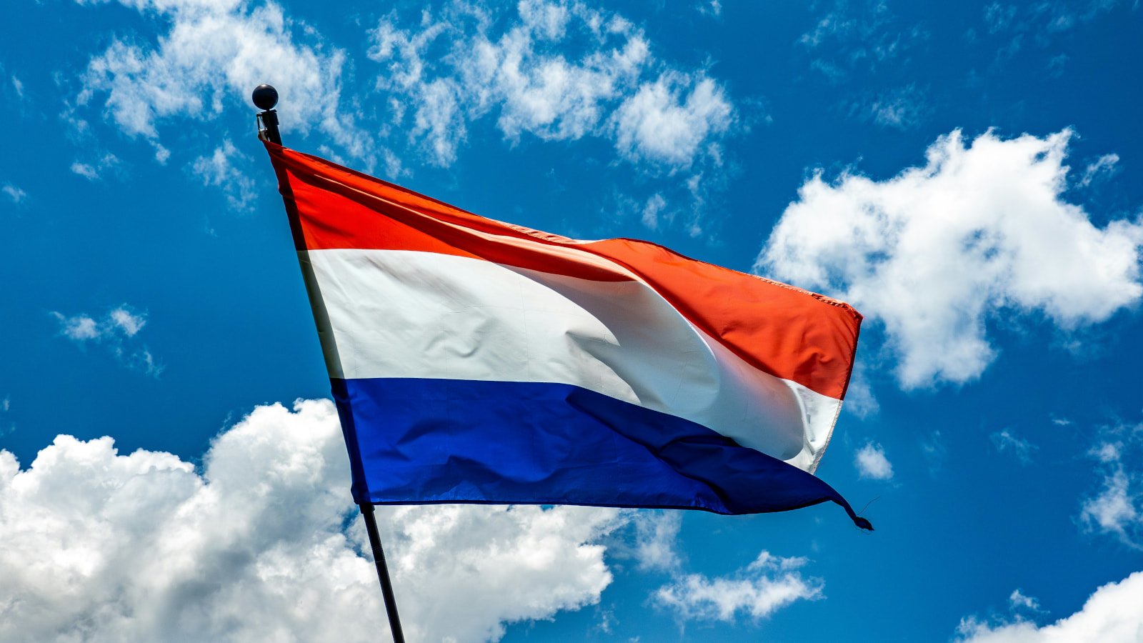 experian-fined-$3.2-million-for-mass-collecting-personal-data