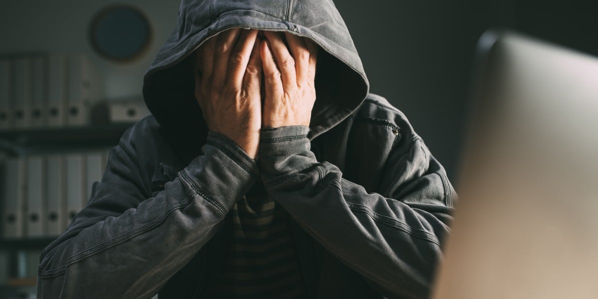 accused-data-thief-threw-macbook-into-a-river-to-destroy-evidence