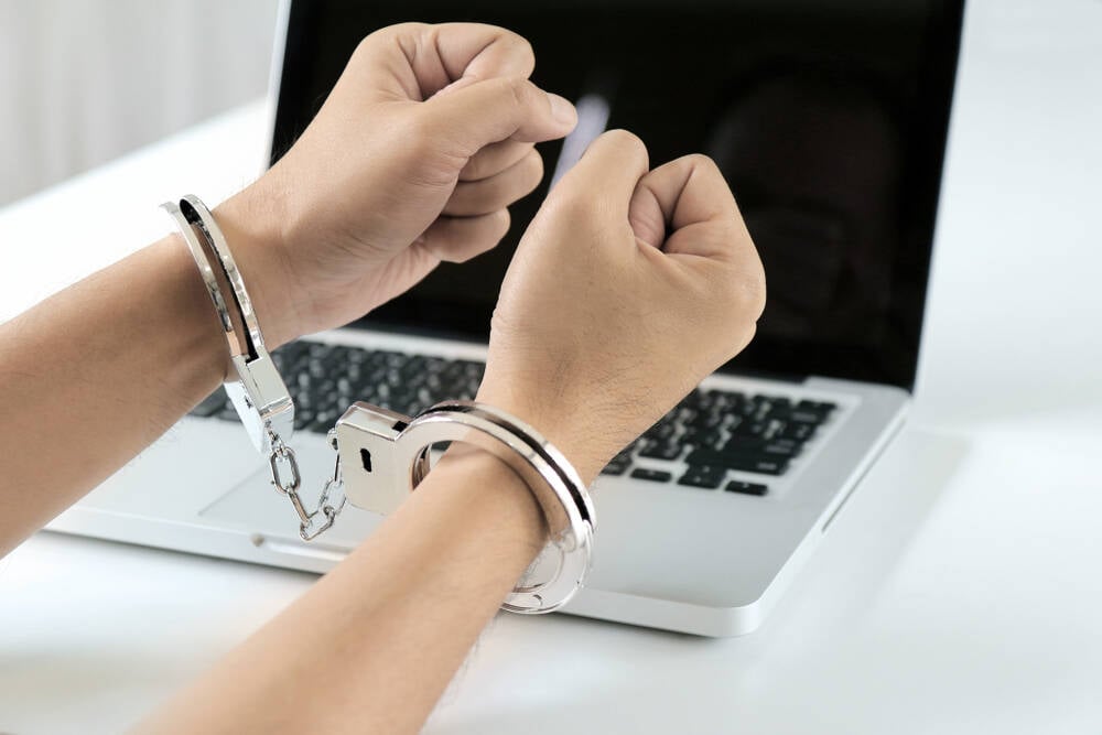 stalkerware-slinger-pleads-guilty-for-selling-snooper-software-to-suspicious-spouses