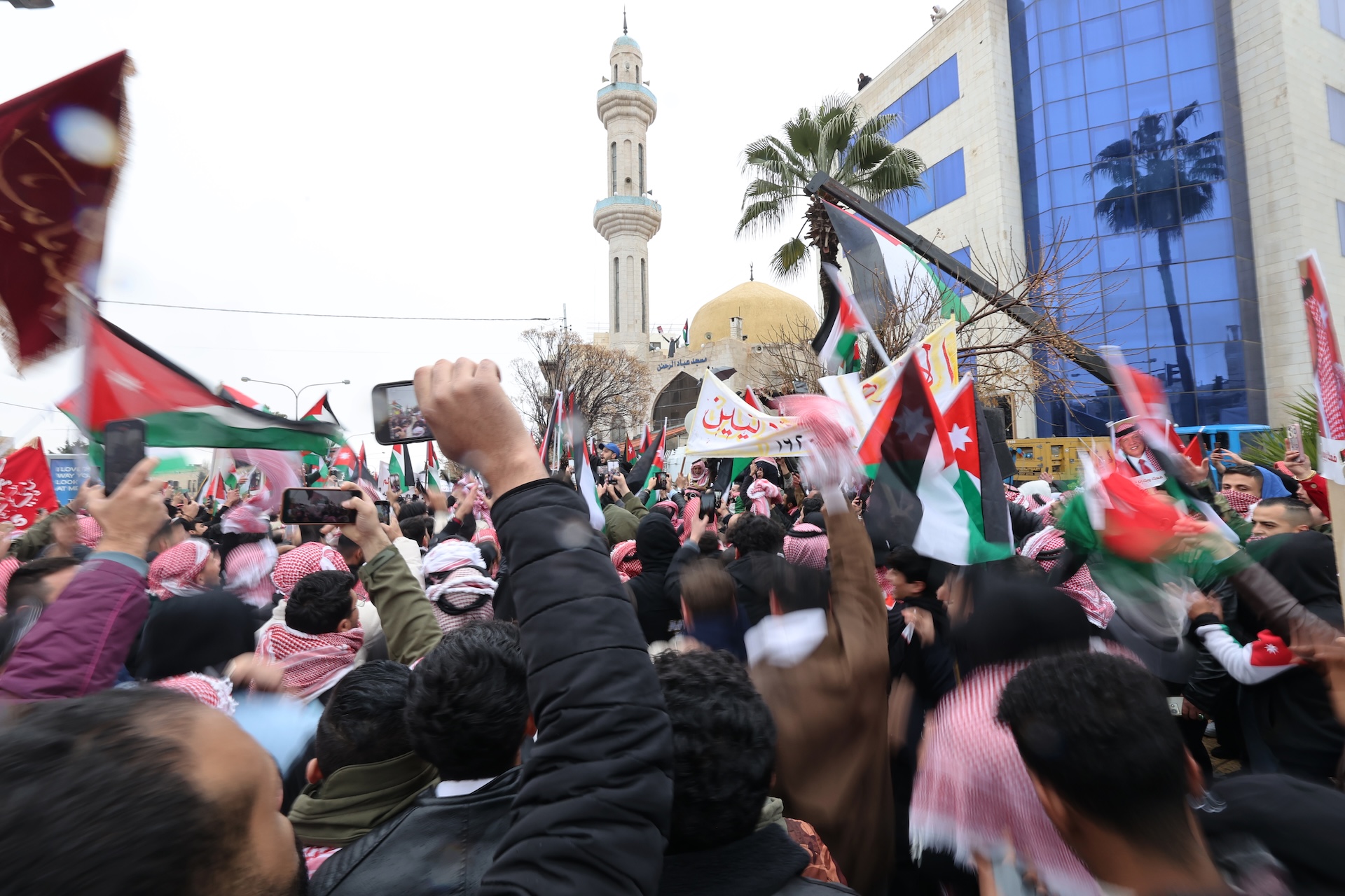 researchers-find-jordan-government-used-cellebrite-phone-cracking-tech-against-activists