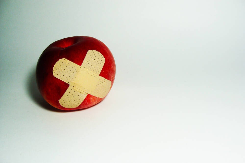 apple-patches-decade-old-ios-zero-day,-possibly-exploited-by-commercial-spyware