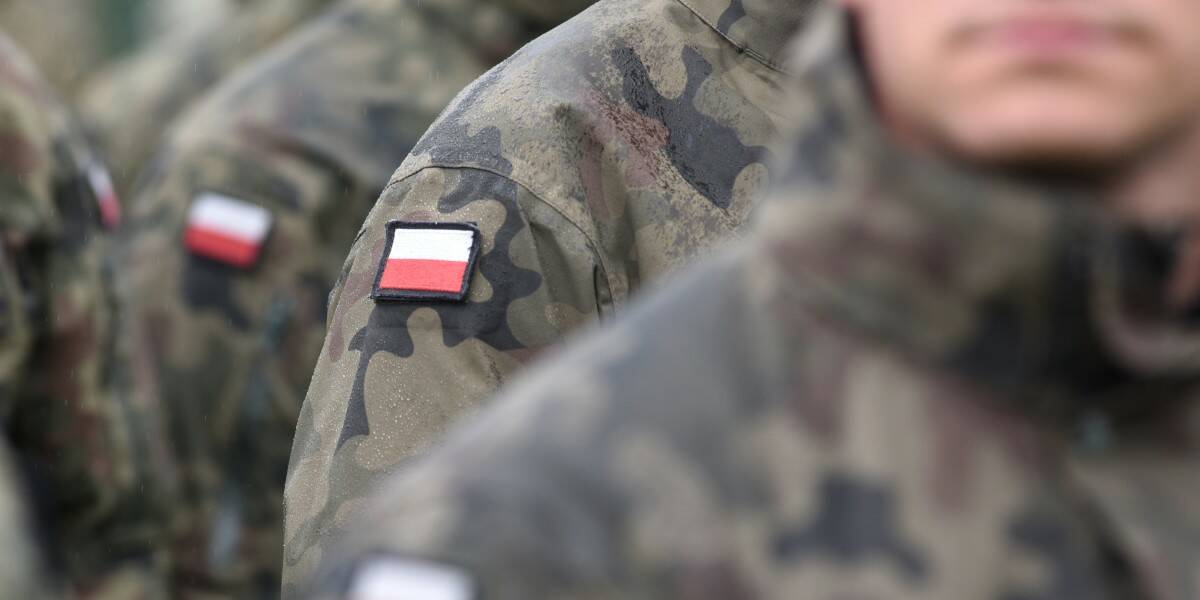 poland-bans-camera-packing-cars-made-in-china-from-military-bases