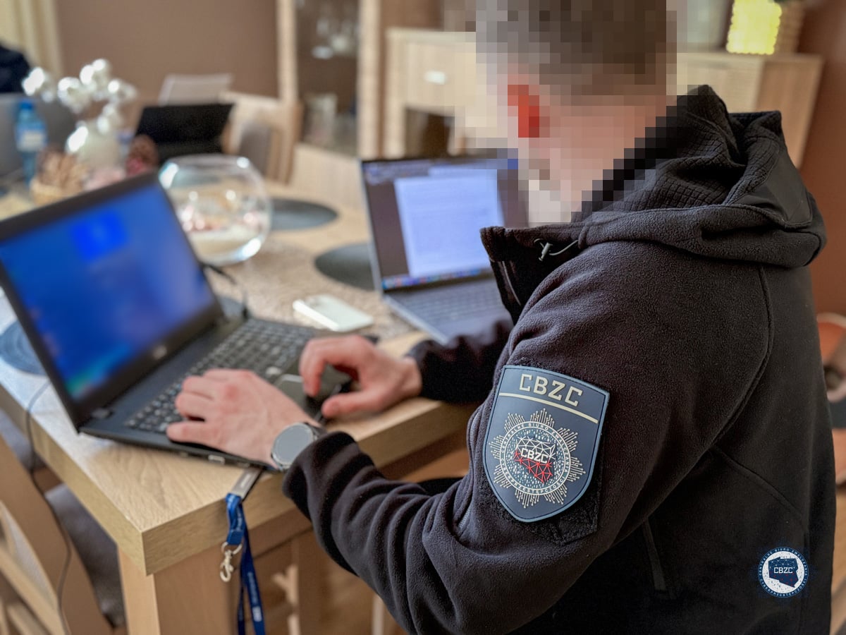 polish-cops-bust-alleged-teen-ddos-kit-sellers-–-youngest-just-12
