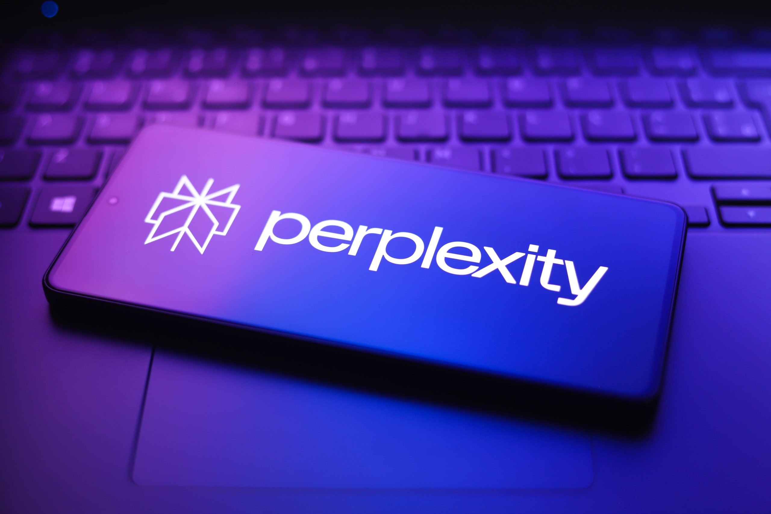 appeals-court-temporarily-pauses-order-blocking-perplexity’s-ai-shopping-agent-on-amazon