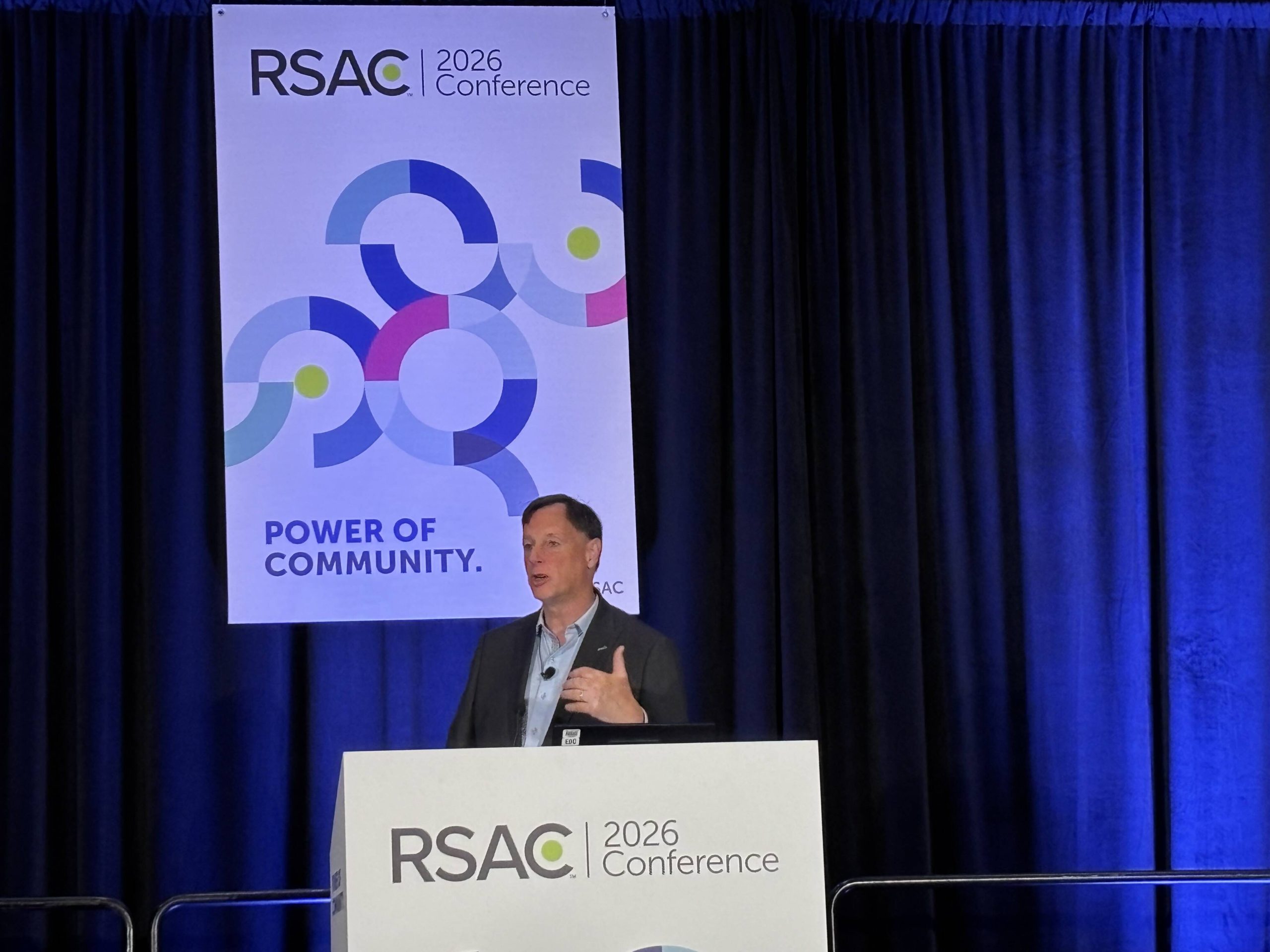 claude-attacks-were-‘rorschach-test’-for-infosec-community,-scaring-former-nsa-boss