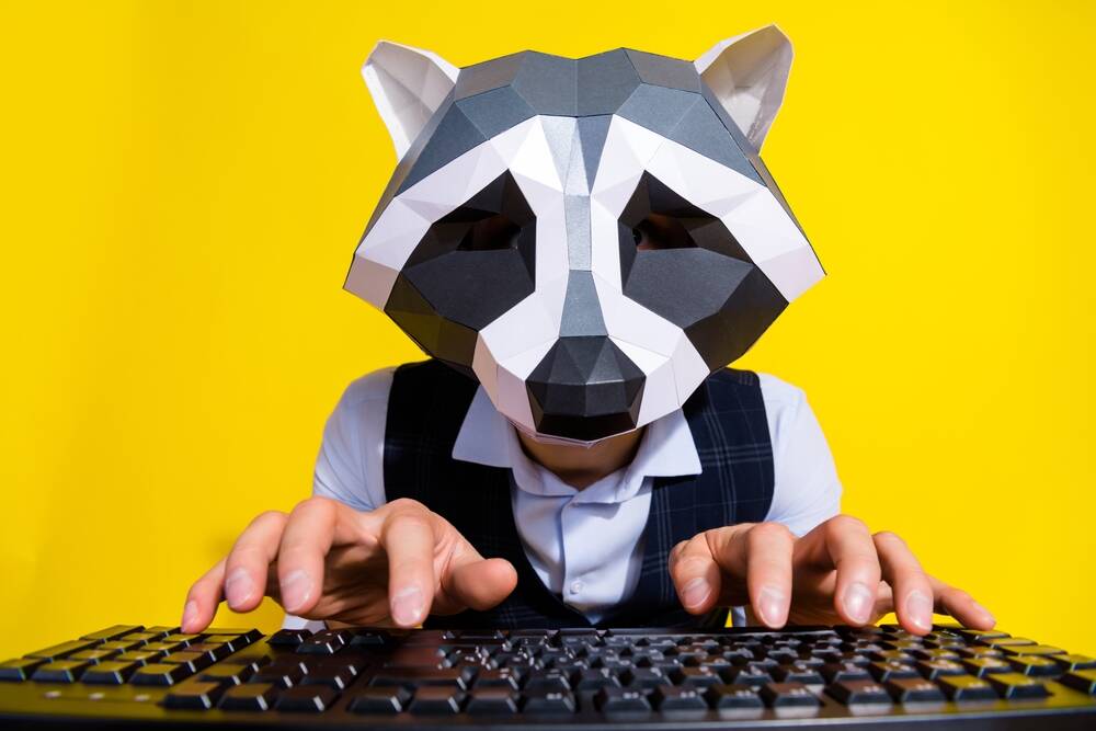 ‘several-dozen’-high-value-corporations-hit-by-new-extortion-crew-in-helpdesk-phishing-spree