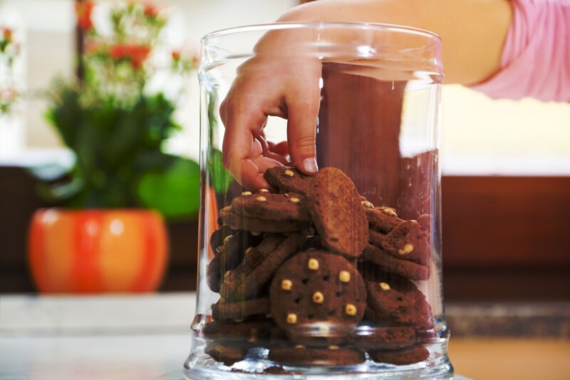 cookie-thieves-caught-stealing-dev-secrets-via-fake-claude-code-installers