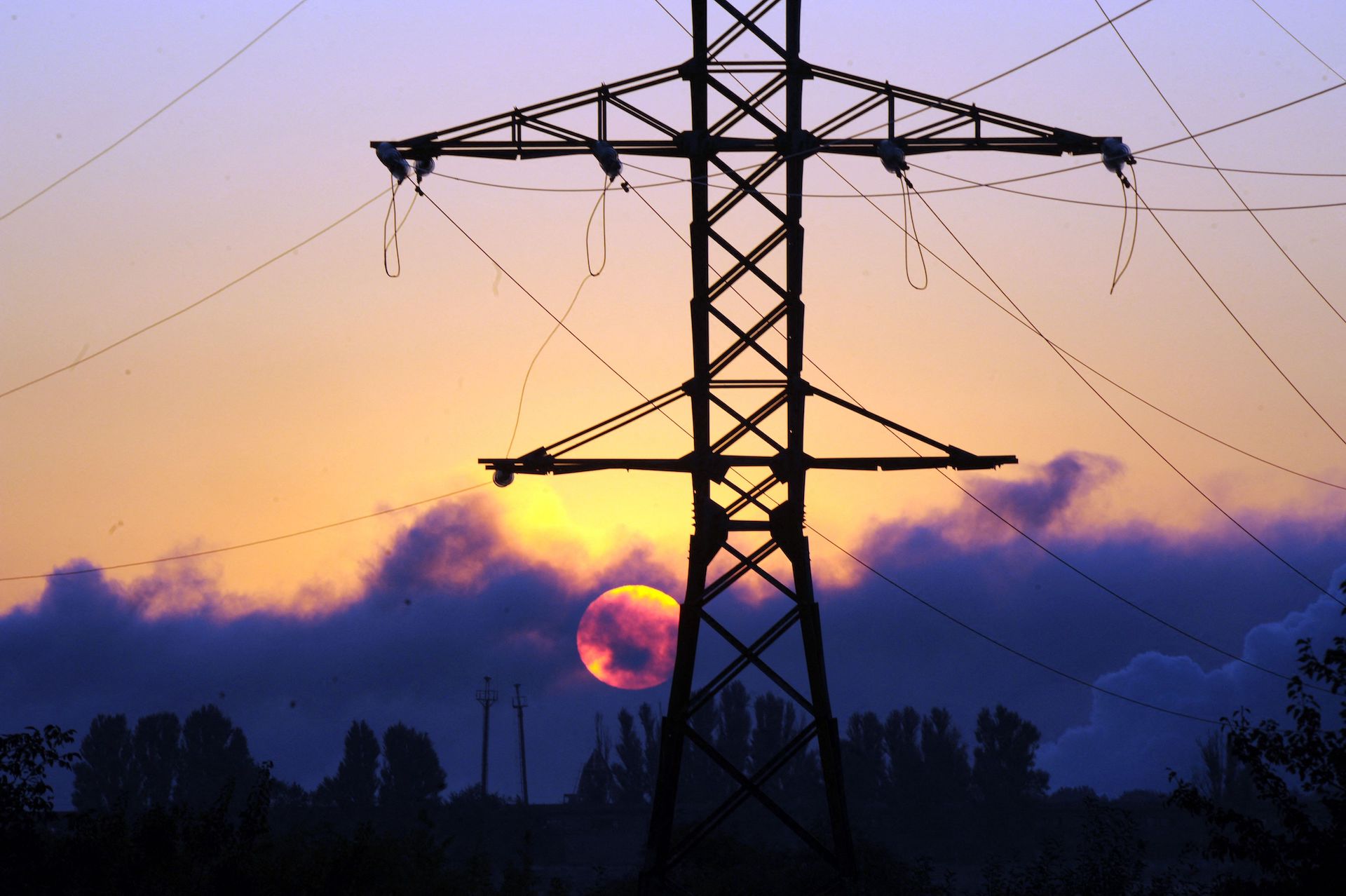 bipartisan-senate-bill-aims-to-prepare-energy-sector-for-q-day