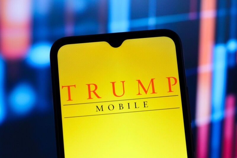 trump-mobile-customers’-data-dumped-–-and-some-never-even-received-their-gold-device trump-mobile-customers’-data-dumped-–-and-some-never-even-received-their-gold-device